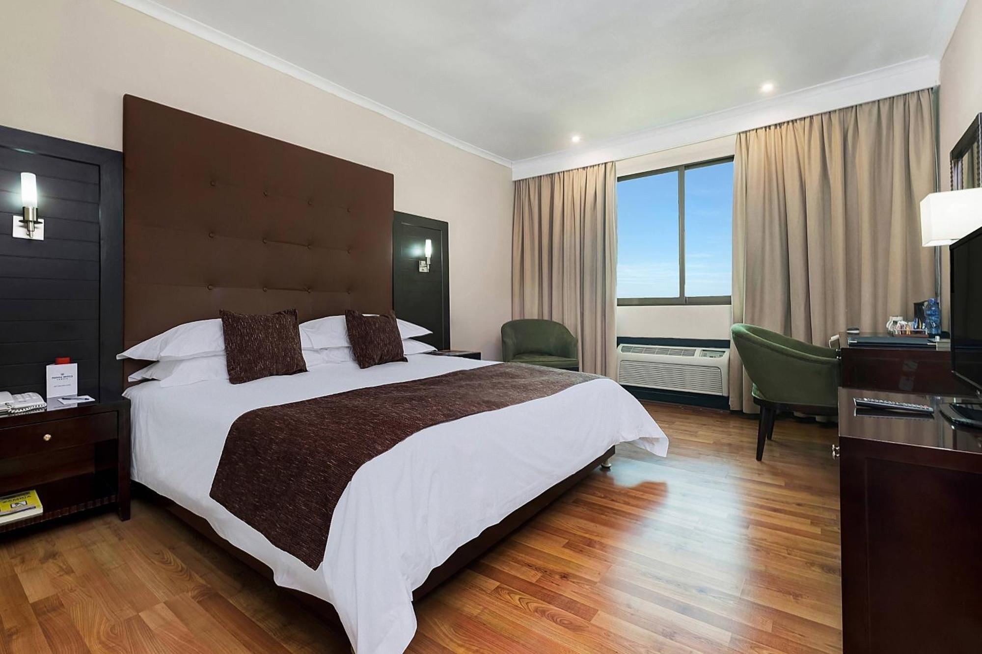 Protea Hotel By Marriott Lusaka Exterior photo